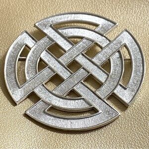 Vintage Trifari Silvertone Celtic Knot Brooch Signed
